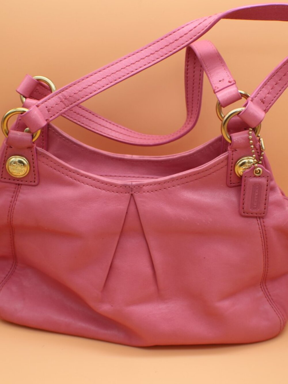 Coach Pink Leather Handbag Shoulder Bag Gold Hardware Classic Style - Picture 2 of 14